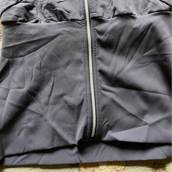 Lululemon Workout Jacket - Picture 4 of 9
